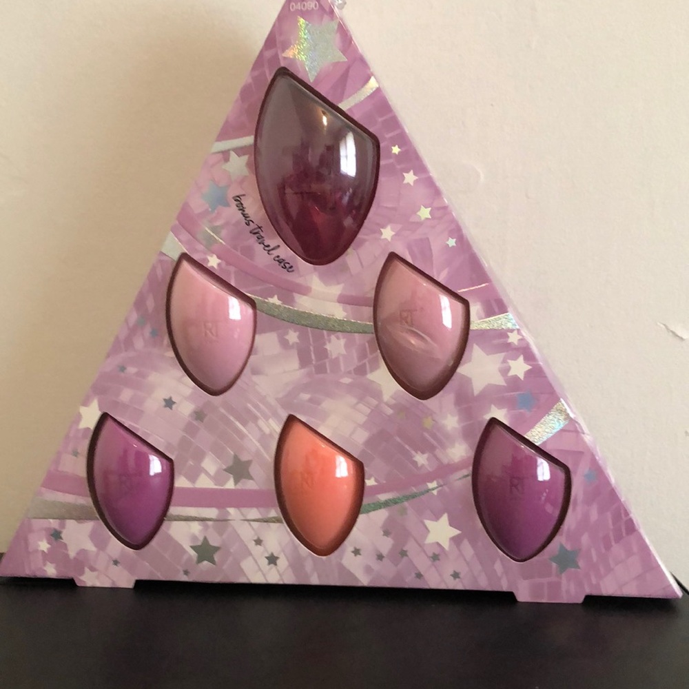 Beauty blender travel kit